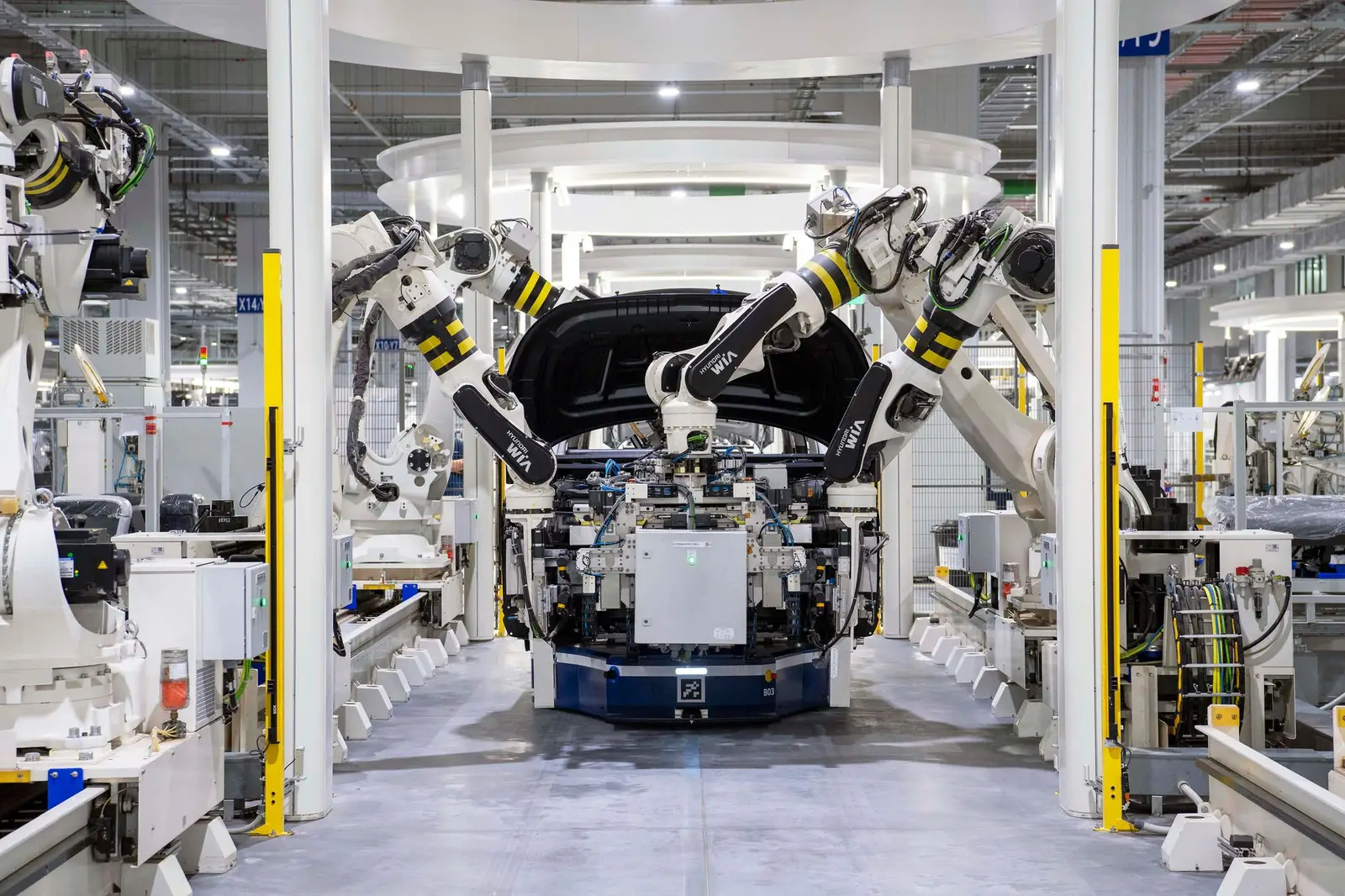 Robotic car body assembly line